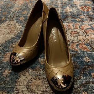 COPY Channel biege heel